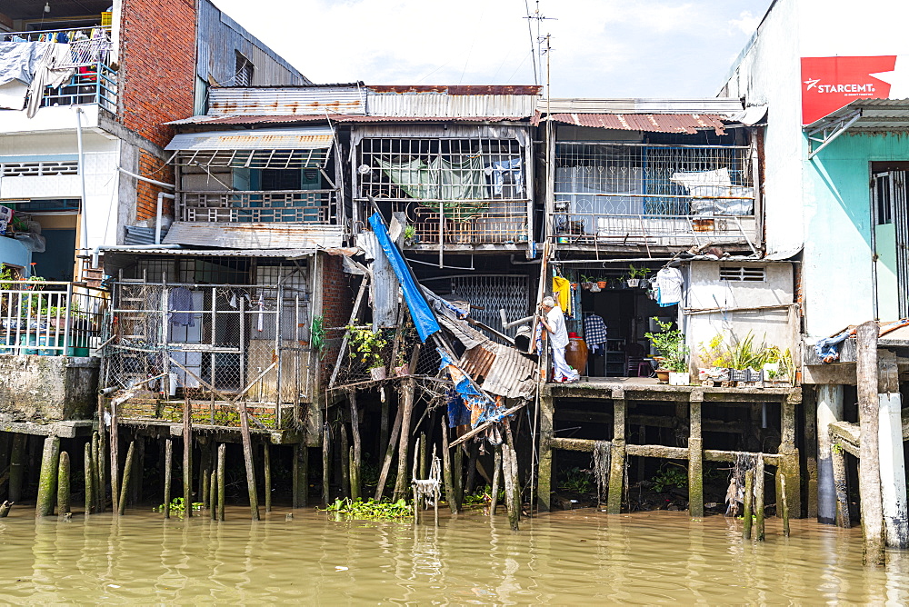 Houses on stilts, Cai Be, Mekong Delta, Vietnam, Indochina, Southeast Asia, Asia