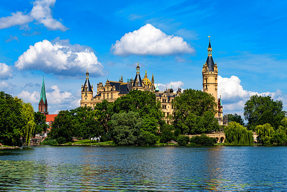 Schwerin Castle, Schwerin, Mecklenburg-Vorpommern, Germany, Europe