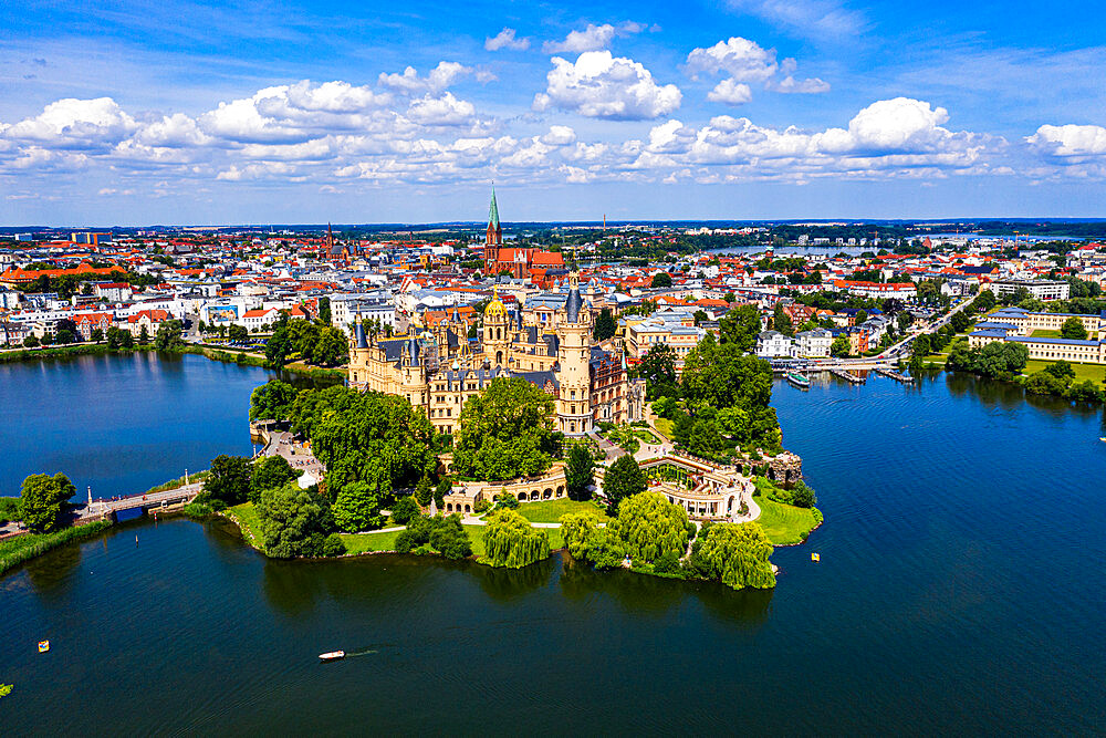 Aerial of Schwerin Castle, Schwerin, Mecklenburg-Vorpommern, Germany, Europe