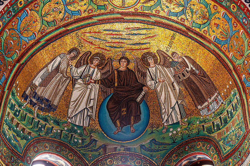 Beautiful mosaics in the Basilica di San Vitale, UNESCO World Heritage Site, Ravenna, Emilia-Romagna, Italy, Europe