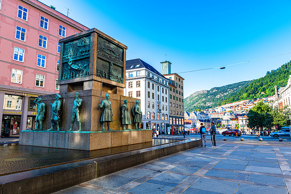 Sailors Monument, Bergen, Norway, Scandinavia, Europe