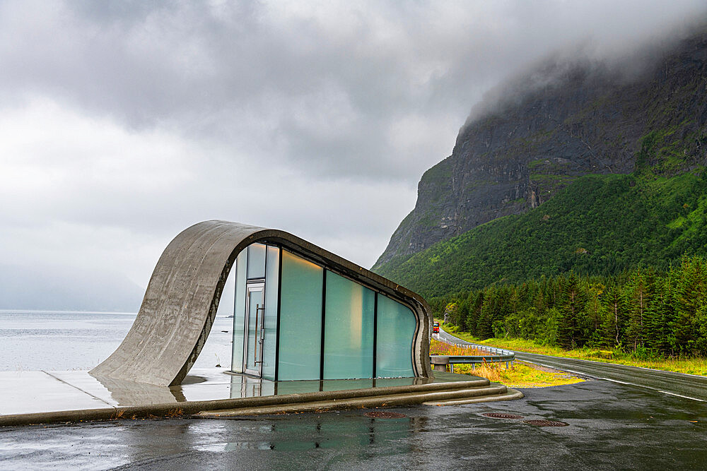 Reststop Ureddplassen toilet, Kystriksveien Coastal Road, Norway, Scandinavia, Europe