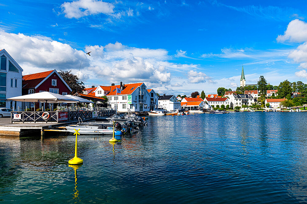 Harbour of the seaside town of Lillesand, Agder County, Norway, Scandinavia, Europe