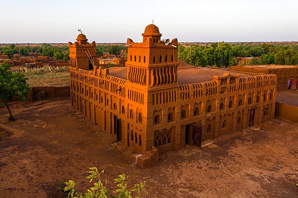 Aerial of the Sudano-Sahelian architectural style mosque in Yamma, Sahel, Niger, Africa