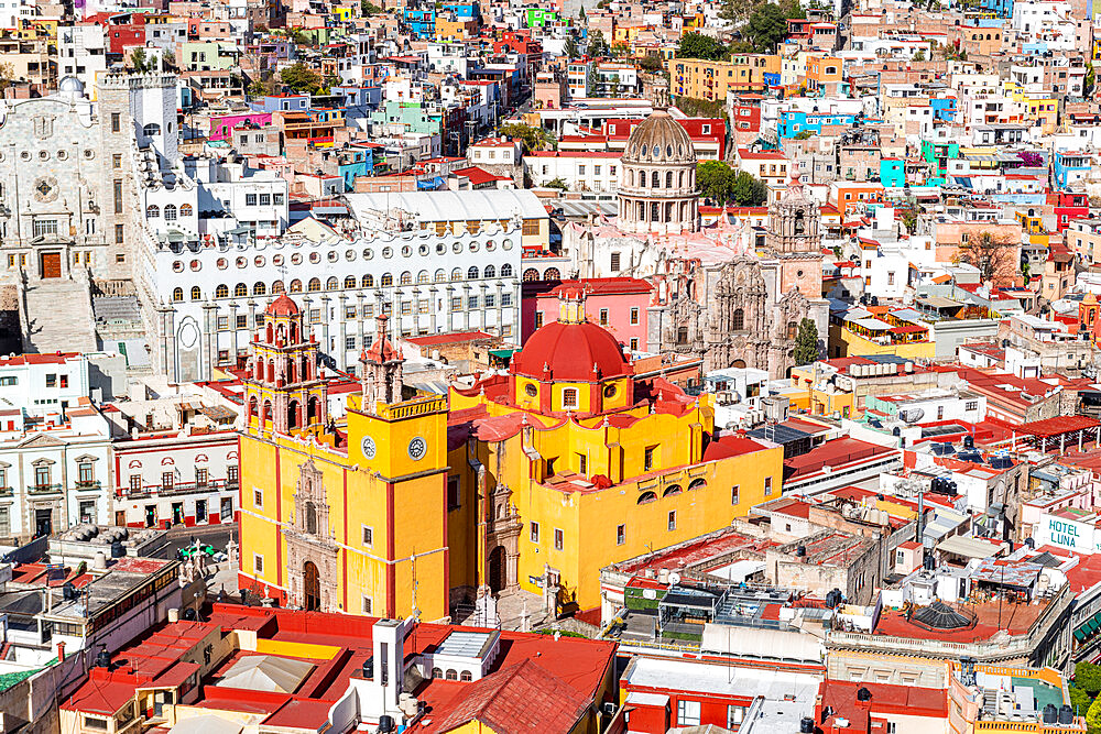 View over the UNESCO World Heritage Site, Guanajuato, Mexico, North America