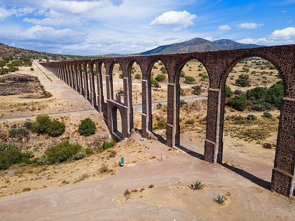 Aqueduct of Padre Tembleque, UNESCO World Heritage Site, Mexico state, Mexico, North America