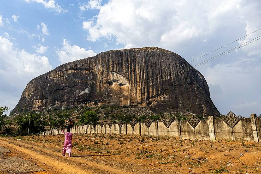 Zuma rock, Abuja, Nigeria, West Africa, Africa