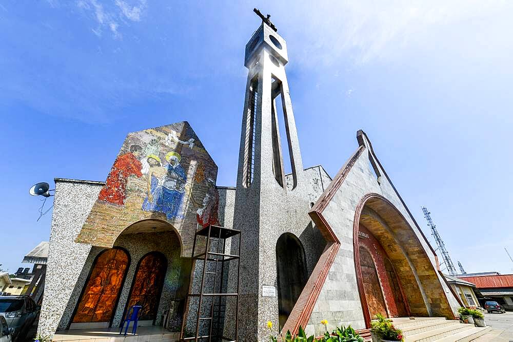 Holy Cross Cathedral, Benin City, Nigeria, West Africa, Africa