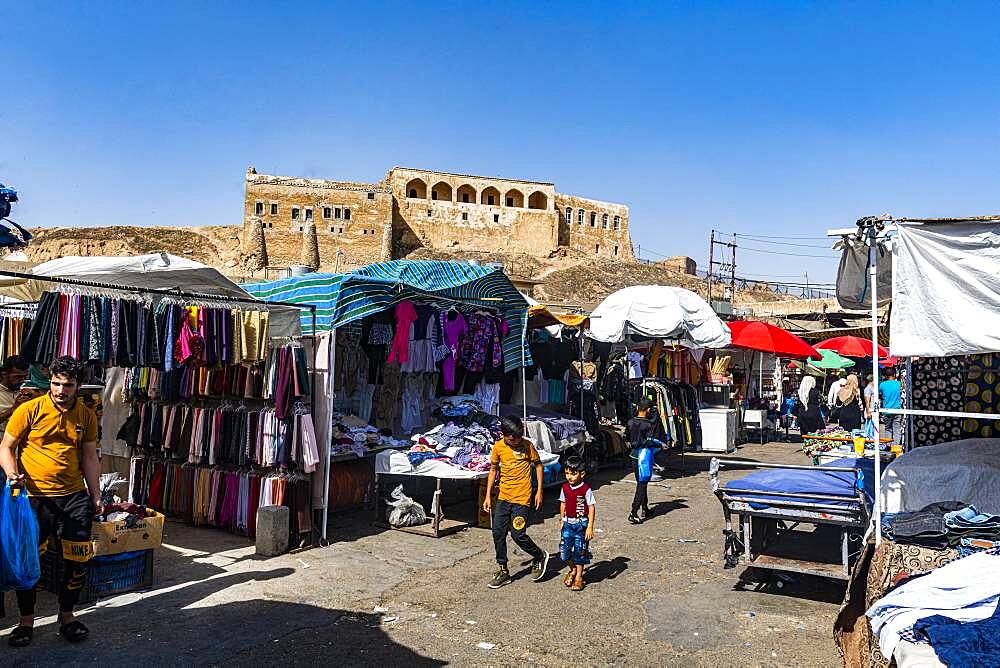 Market below Kirkuk citadel, Kirkuk, Iraq, Middle East