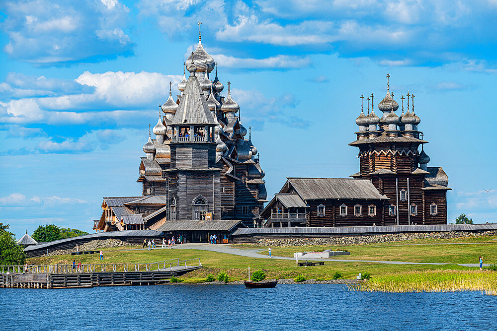 Kizhi Pogost, Transfiguration Church, UNESCO World Heritage Site, Kizhi Island, Karelia, Russia, Europe