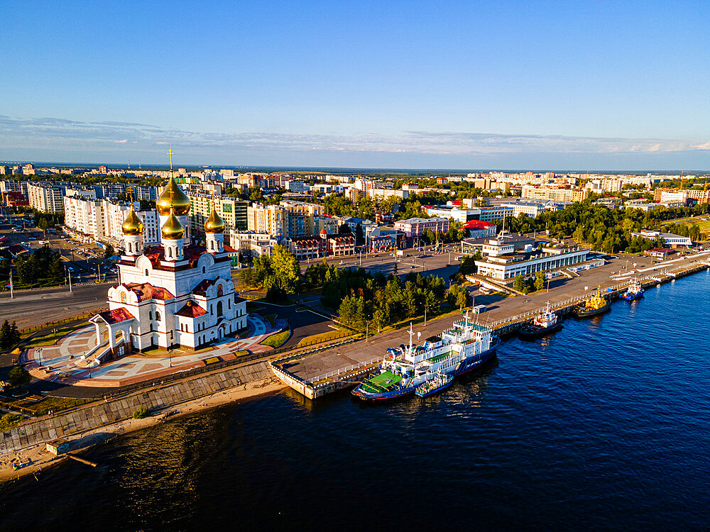 Aerial of the Cathedral of the Archangel, Arkhangelsk, Russia, Europe