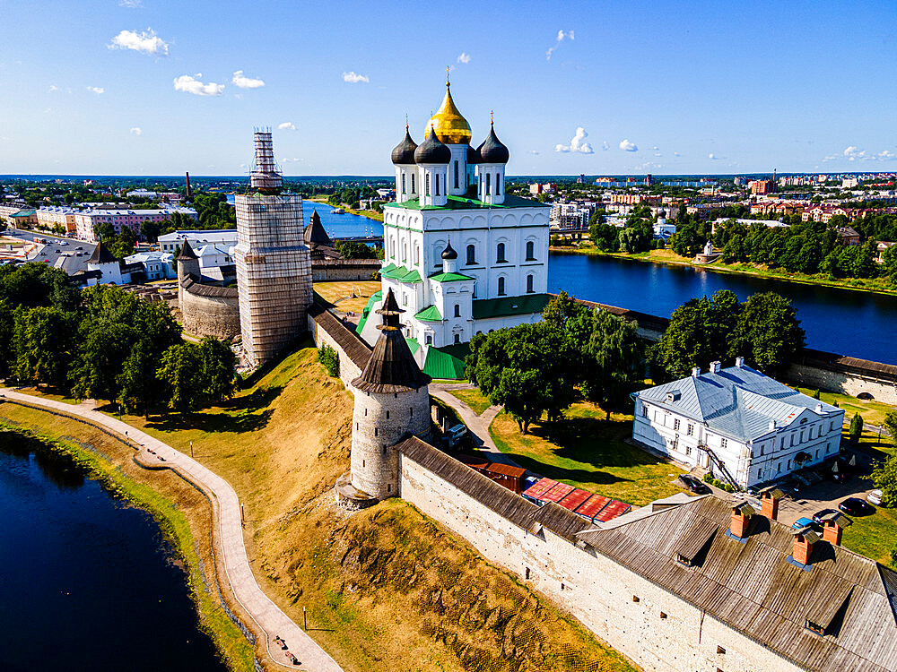 Aerial of the Kremlin and the Trinity Cathedral in Pskov, UNESCO World Heritage Site, Pskov, Russia, Europe