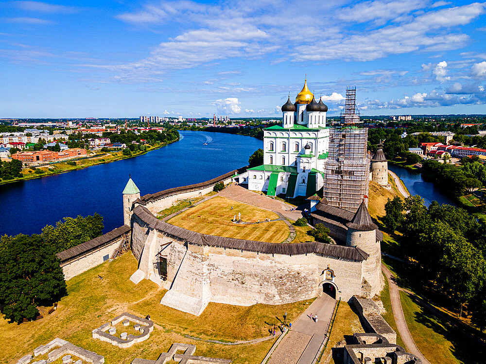 Aerial of the Kremlin and the Trinity Cathedral in Pskov, UNESCO World Heritage Site, Pskov, Russia, Europe