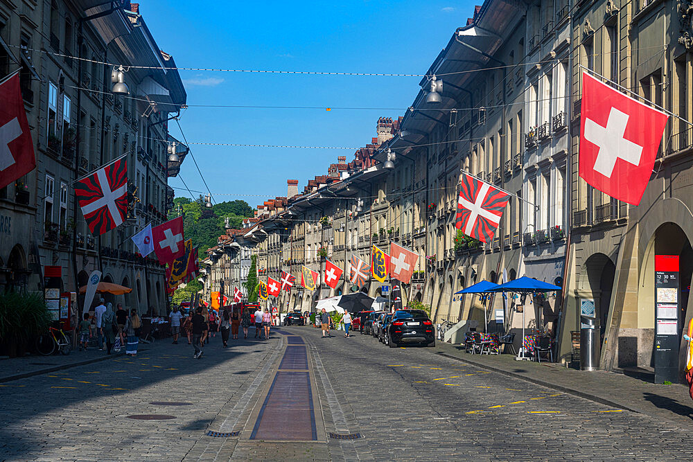 Gerechtigkeitsgasse in the old city of Berne, UNESCO World Heritage Site, Switzerland, Europe