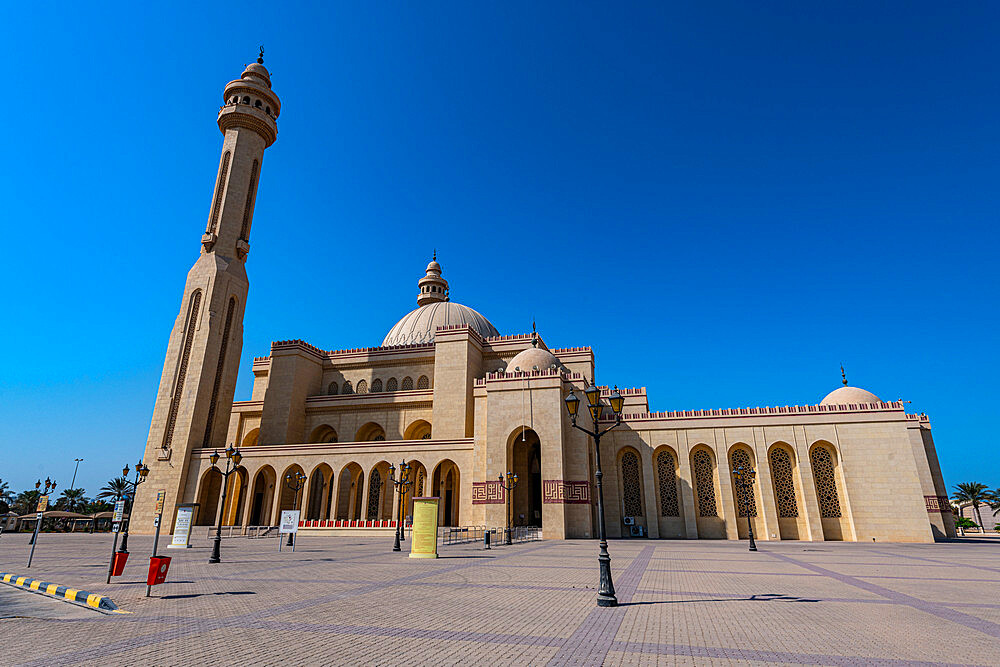 The Grand Mosque, Manama, Kingdom of Bahrain, Middle East