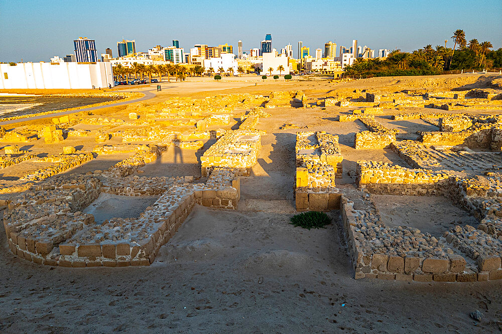 Qal'at al-Bahrain (Bahrain Fort), UNESCO World Heritage Site, Kingdom of Bahrain, Middle East