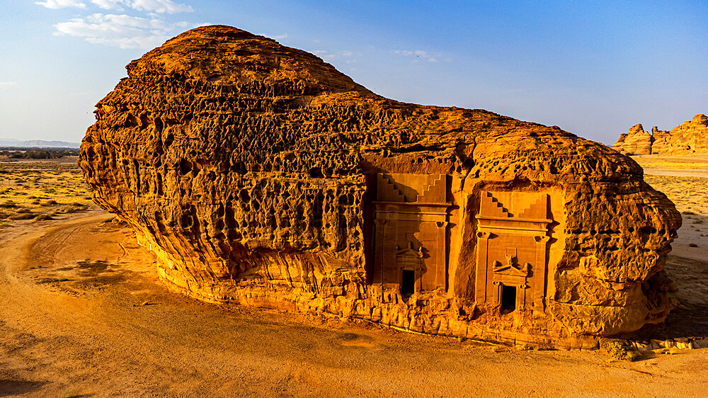 Aerial of the rock tombs, Madain Saleh (Hegra) (Al Hijr), UNESCO World Heritage Site, Al Ula, Kingdom of Saudi Arabia, Middle East