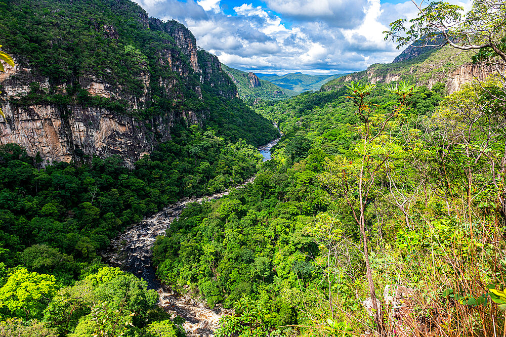 Trilha dos Santos e Corredeiras, Chapada dos Veadeiros National Park, UNESCO World Heritage Site, Goias, Brazil, South America