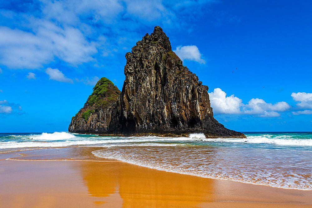 Two Brothers rocks on Cacimba do Padre beach, Fernando de Noronha, UNESCO World Heritage Site, Brazil, South America