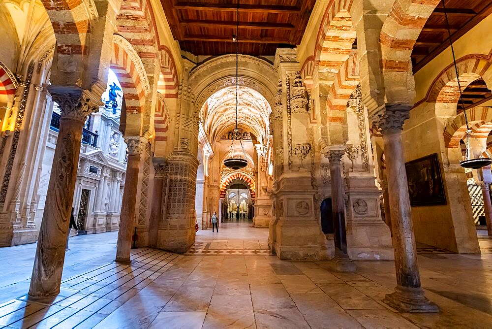 Columns and double-tiered arches, Unesco site Mosque???Cathedral of Cordoba, Cordoba, Andalusia, Spain