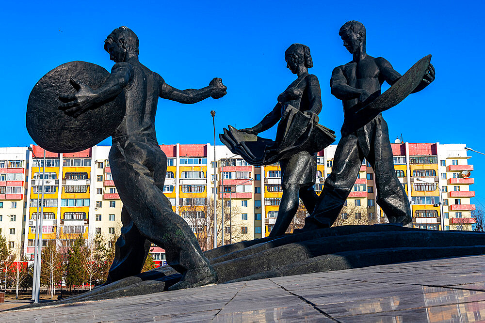 Conquerors of Virgin Land Monument, Kostanay, northern Kazakhstan, Central Asia, Asia