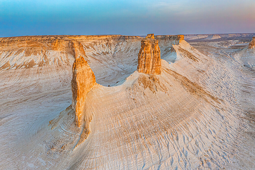 Sunrise over Bozzhira Canyon, Ustyurt plateau, Mangystau, Kazakhstan, Central Asia, Asia