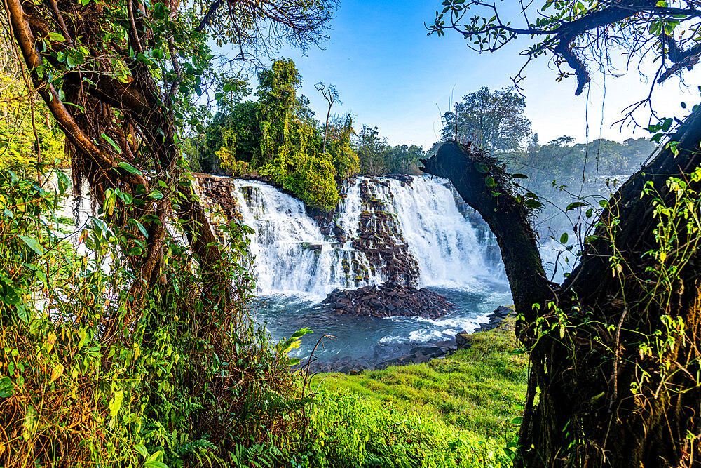 Kabwelume Waterfalls on the Kalungwishi River, northern Zambia, Africa