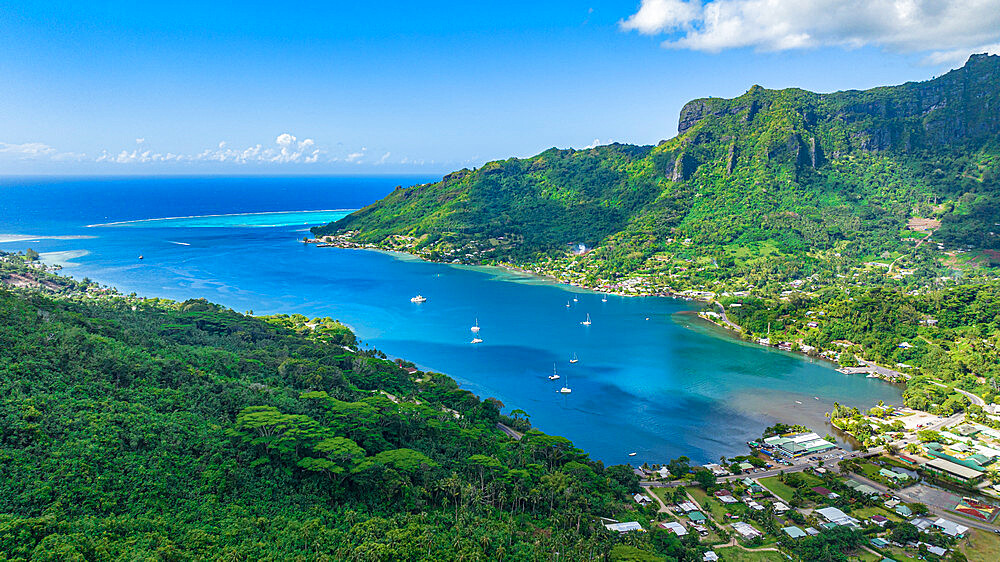 Aerial of Cook's Bay, Moorea (Mo'orea), Society Islands, French Polynesia, South Pacific, Pacific