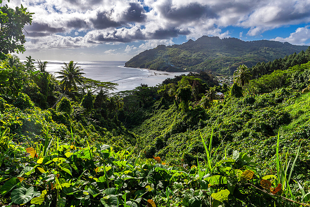 View over Avera, Rurutu, Austral islands, French Polynesia, South Pacific, Pacific