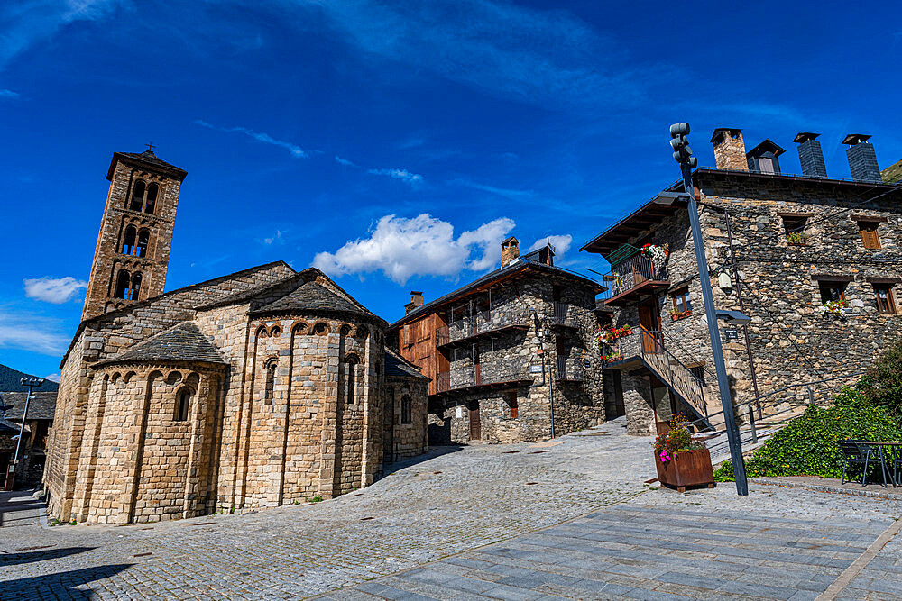 Romanesque church of Santa Maria de Taull, UNESCO World Heritage Site, Vall de Boi, Catalonia, Spain, Europe