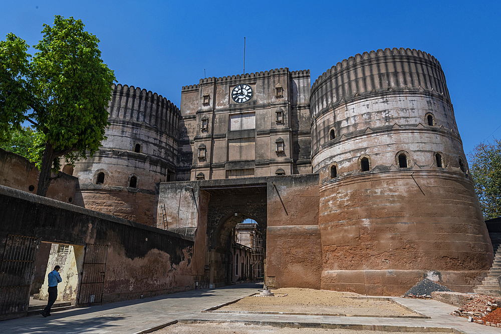 Gate to the Bhadra Fort, UNESCO World Heritage Site, Ahmedabad, Gujarat, India, Asia