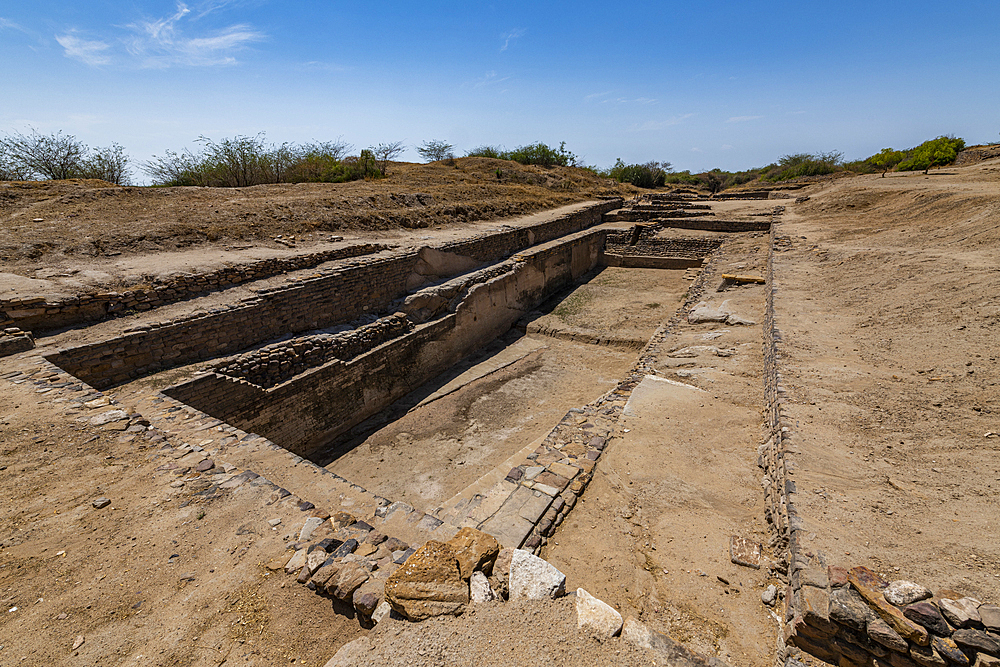 Water reservoir, Archaeological Park, Dholavira, UNESCO World Heritage Site, Gujarat, India, Asia