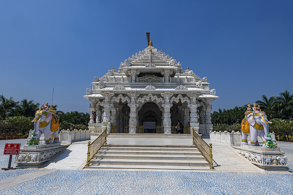 Marble built Dharamshala Manilaxmi Tirth Jain temple, Gujarat, India, Asia