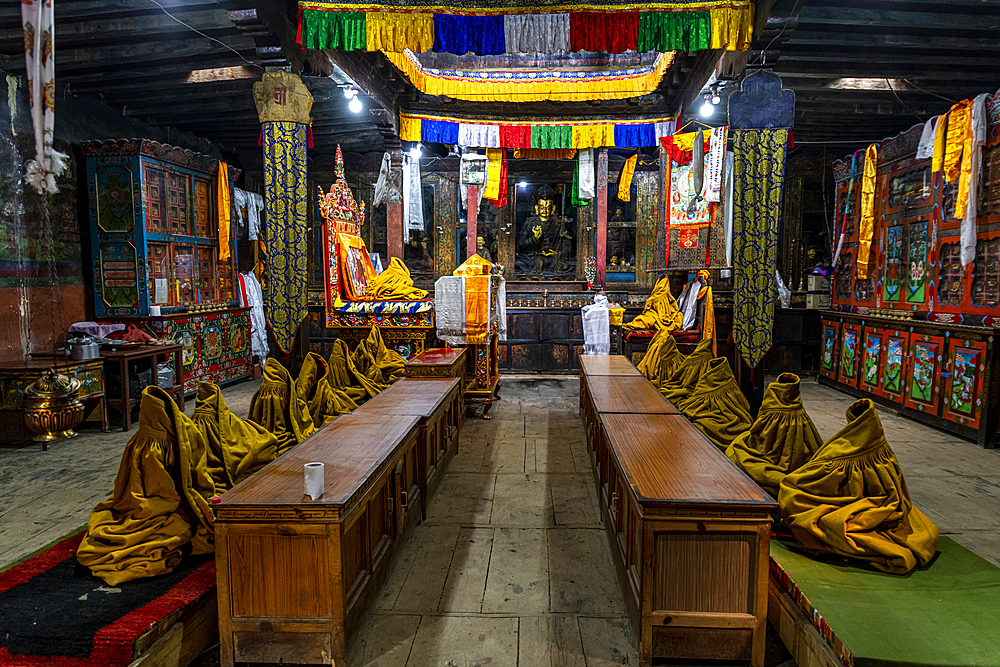 Interior of the Garphu Monastery, Garphu, Kingdom of Mustang, Himalayas, Nepal, Asia