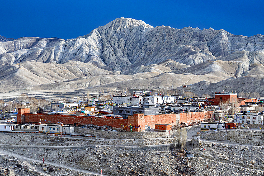 The walled village of Lo Manthang, Kingdom of Mustang, Himalayas, Nepal, Asia