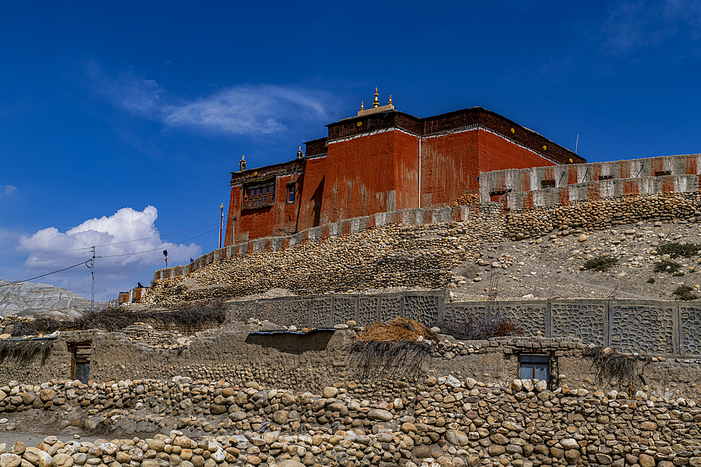 Thubten Shedrup Dhagyeling Monastery, Tsarang, Kingdom of Mustang, Himalayas, Nepal, Asia