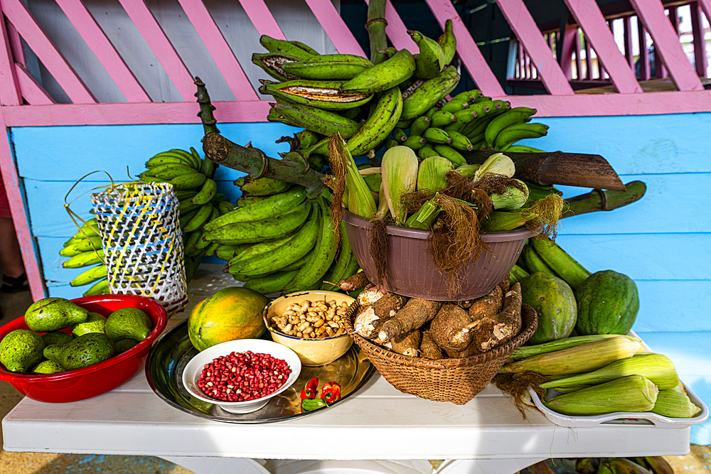 Fresh fruits, Ciudad de la Paz, Rio Muni, Equatorial Guinea, Africa