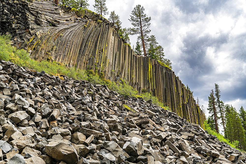 Rock formation of columnar basalt, Devils Postpile National Monument, Mammoth Mountain, California, United States of America, North America