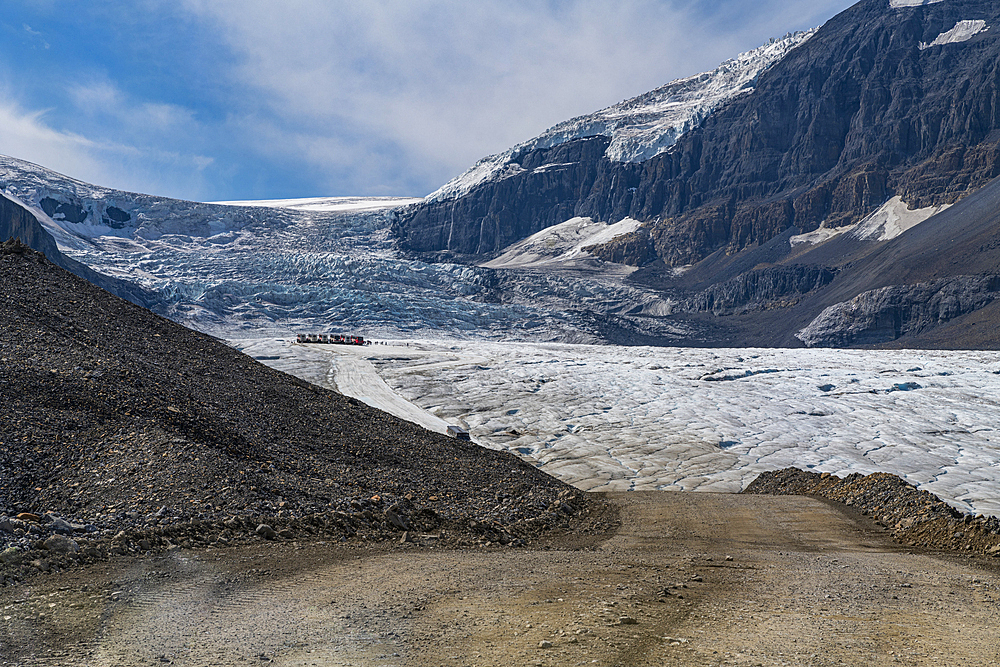 Columbia Icefield, Glacier Parkway, Alberta, Canada, North America