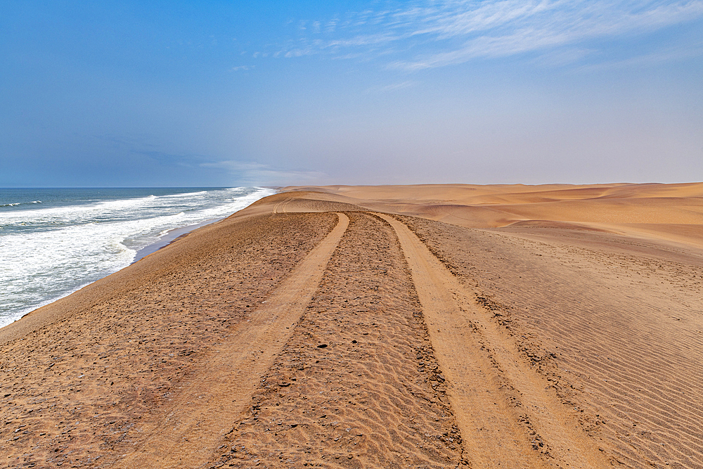 Sand dunes along the Atlantic coast, Namibe (Namib) desert, Iona National Park, Namibe, Angola, Africa