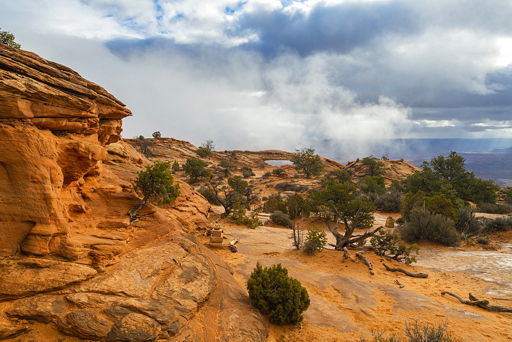 Mesa Arch, Canyonlands National Park, Moab, Utah, United States of America, North America