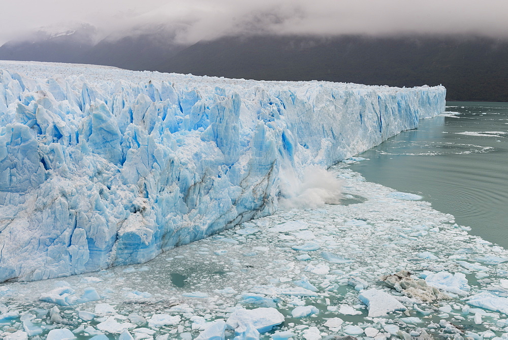 Perito Moreno glacier, El Calafate, Santa Cruz, Argentina, South America