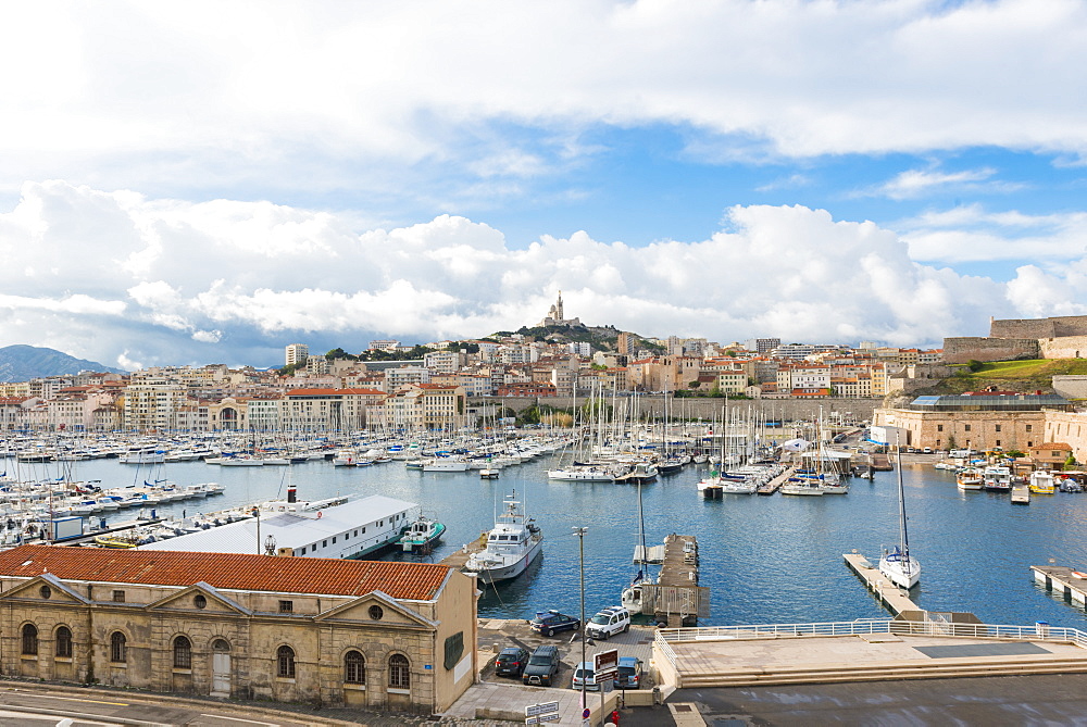 Old Port and Notre Dame, Marseille, Bouches du Rhone, Provence, Provence-Alpes-Cote d'Azur, France, Mediterranean, Europe