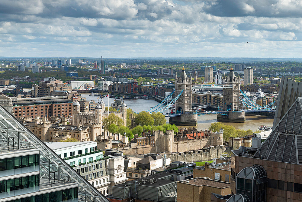 Tower Bridge and Tower of London, London, England, United Kingdom, Europe