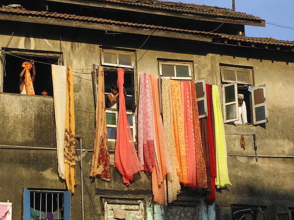 India. Dhobi ghat municipal laundry in mumbai. Photo julio etchart