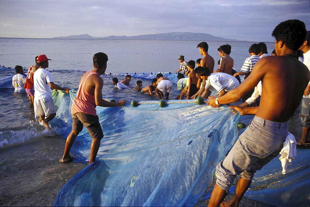 Fishing, philippines. Mindoro island