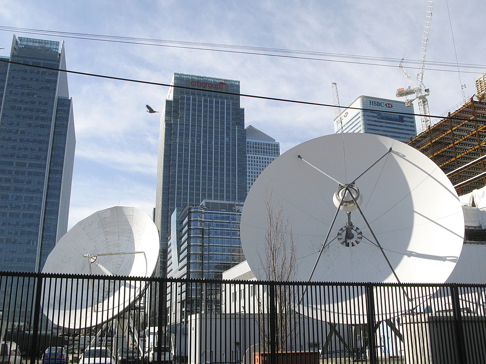 Uk giant satellite dishes in canary wharf, london