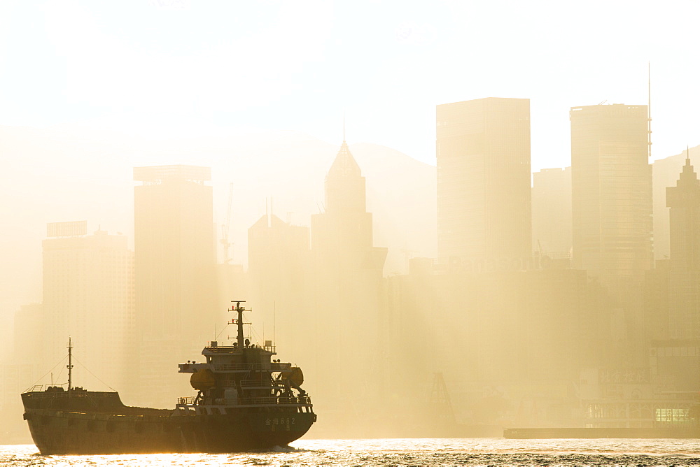 Misty Hong Kong skyline, Hong Kong, China, Asia