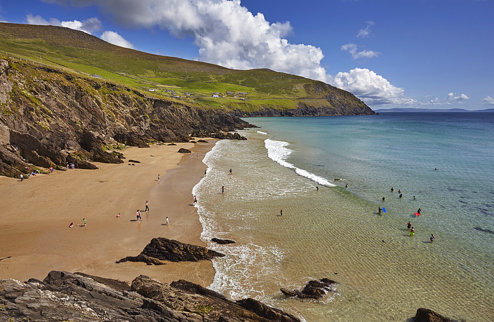 Beach on Dunmore Head, at the western end of the Dingle Peninsula, County Kerry, Munster, Republic of Ireland, Europe