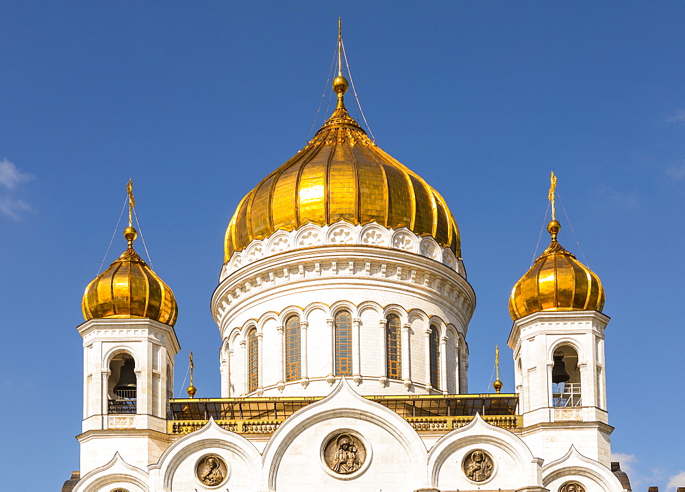 Cathedral of Christ the Saviour beside Moscow River, Moscow, Russia, Europe